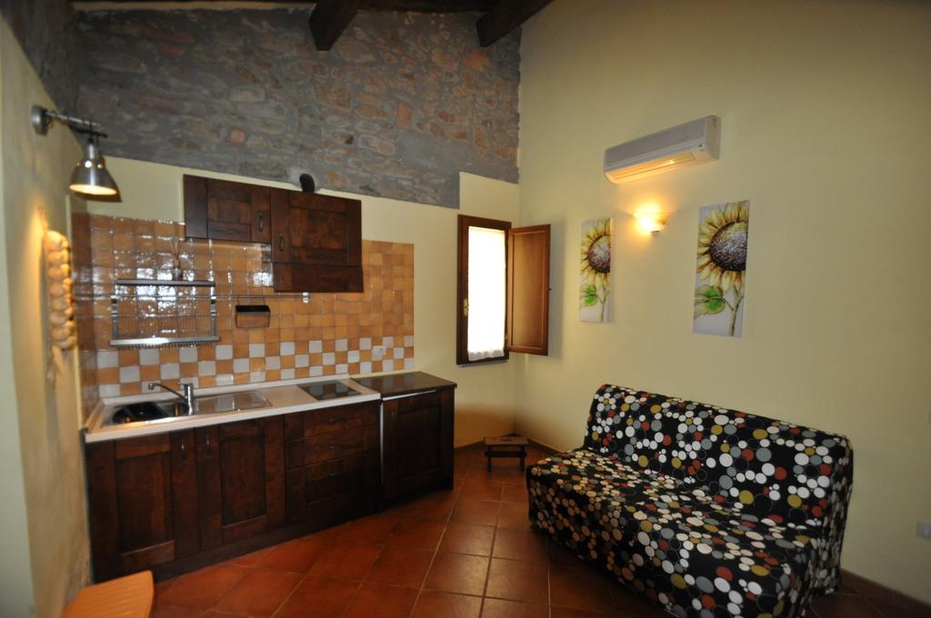 Вилла Agriturismo Il Cerrosughero Скарлино Номер фото